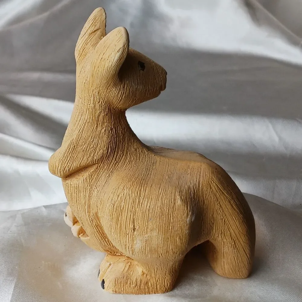 Vintage Artesania Rinconada Art Pottery Hand Crafted Clay Figurine-KANGAROO
